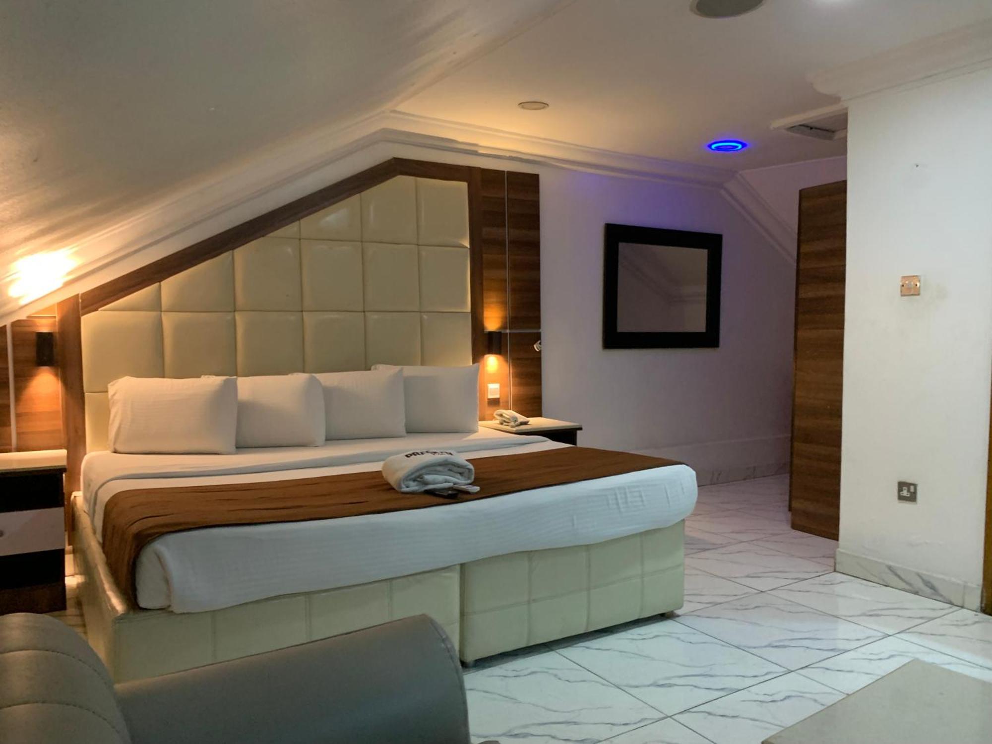 Presken Hotel @Oniru Lagos Zewnętrze zdjęcie